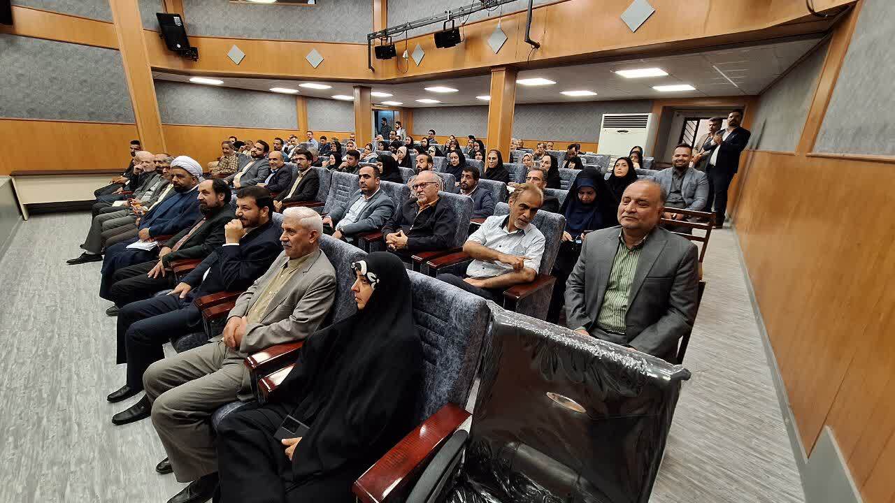 ماموریت اصلی رسانه های منصف و حرفه ای روشنگری و رشد معنوی جامعه است