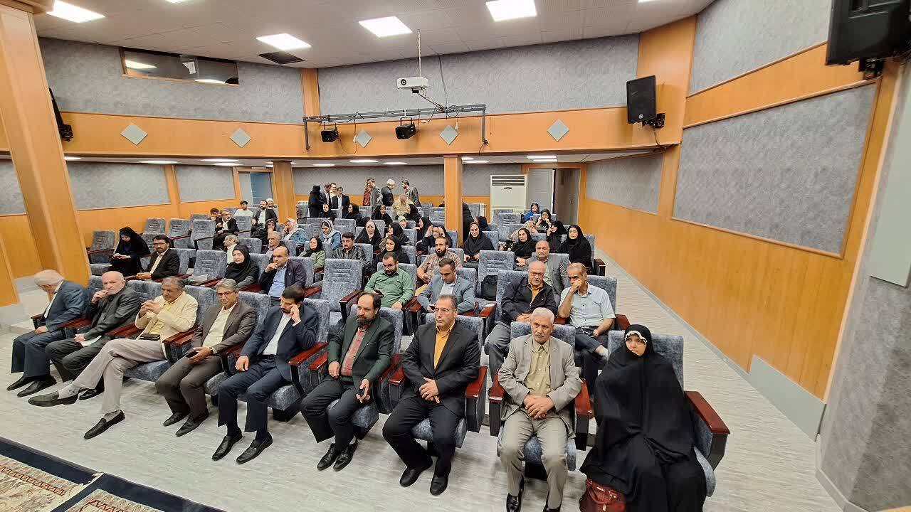 ماموریت اصلی رسانه های منصف و حرفه ای روشنگری و رشد معنوی جامعه است