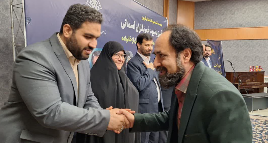 ماموریت اصلی رسانه های منصف و حرفه ای روشنگری و رشد معنوی جامعه است