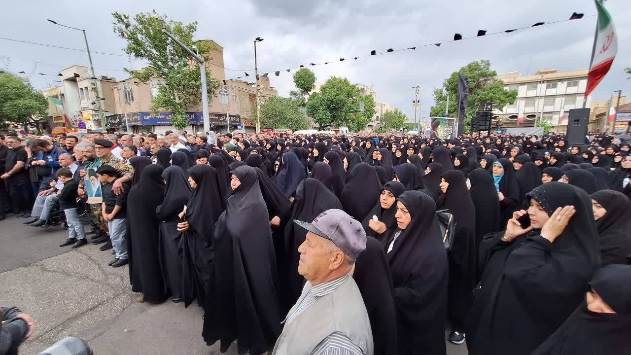 اشک های خالصانه مردم قزوین در فقدان رئیس جمهوری خدمتگزار