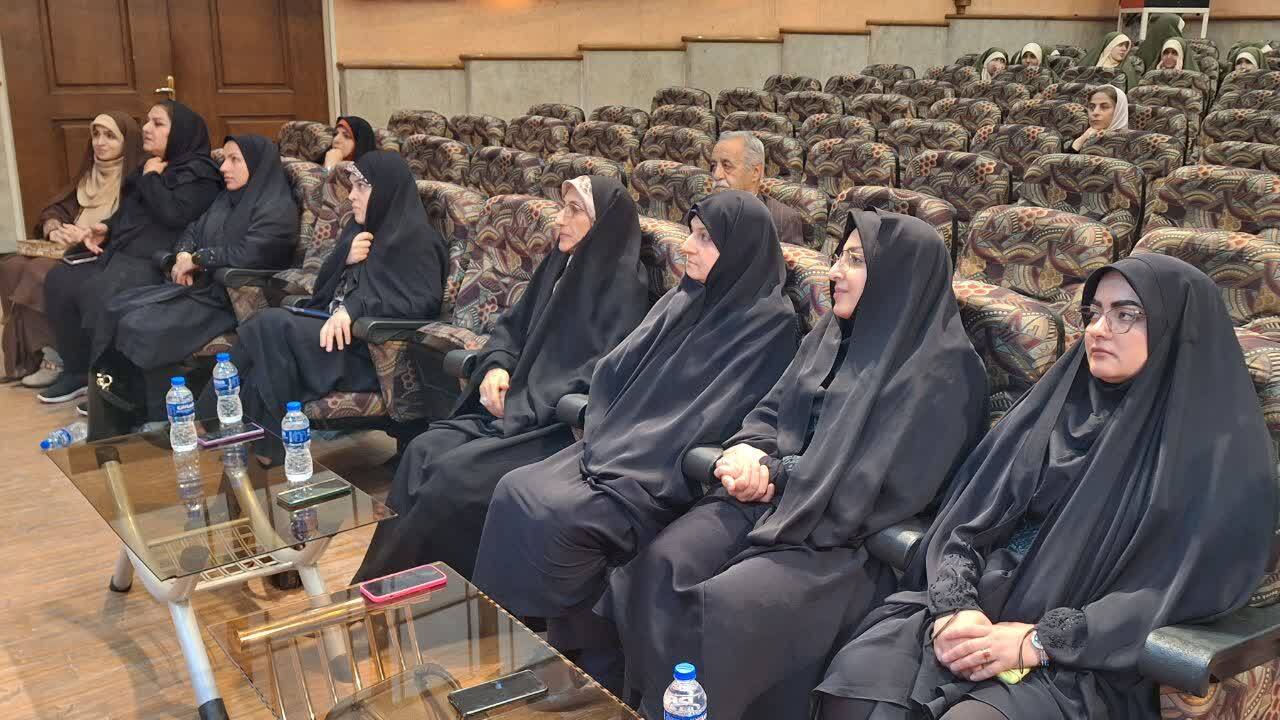 بانوان ظرفیت زیادی برای حل مشکلات کشور دارند