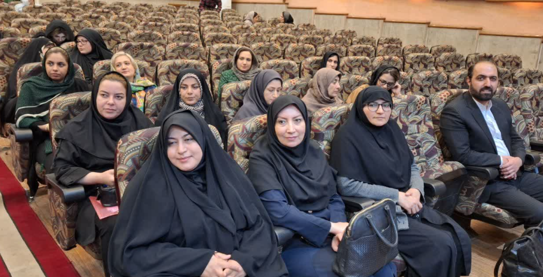 پیگیر شناسایی و حل مسائل مهم استان قزوین با کمک نخبگان هستیم پیگیر شناسایی و حل مسائل مهم استان قزوین با کمک نخبگان هستیم