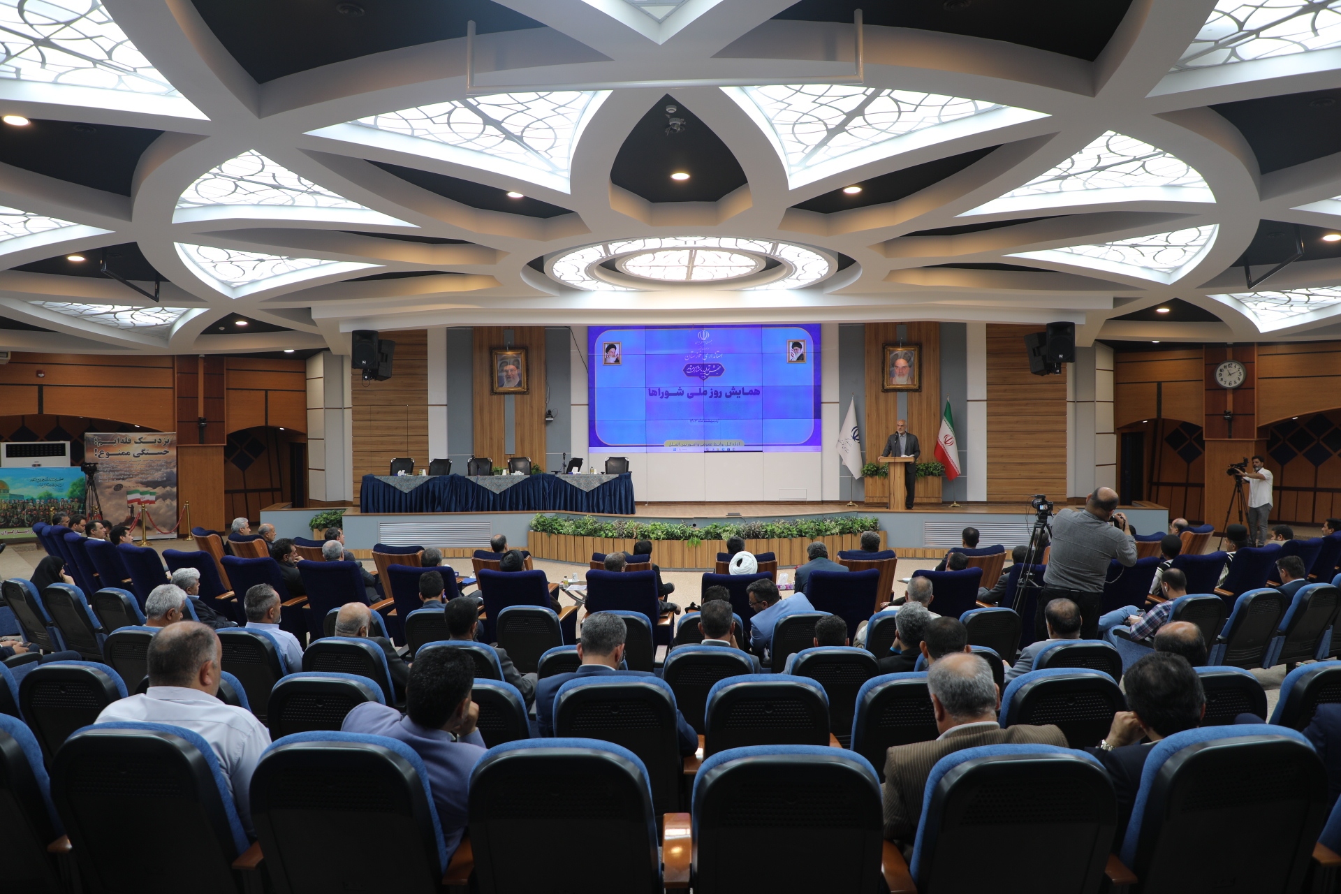 استاندار خوزستان: شورای نمونه‌ کمترین تغییر و بیشترین حمایت از شهردار را دارد