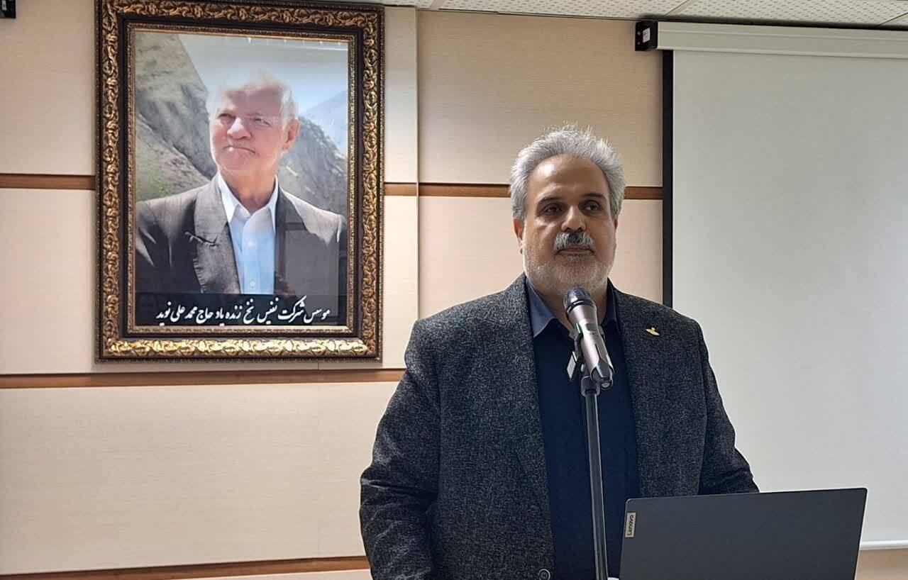 فرمانده سپاه استان قزوین از شرکت نفیس نخ در شهرک صنغعتی لیا بازدید کرد فرمانده سپاه استان قزوین از شرکت نفیس نخ در شهرک صنغعتی لیا بازدید کرد