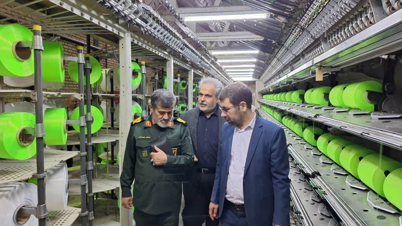 با اعتماد و حمایت از کارگران می توانیم اقتصاد کشور را رونق بخشیم