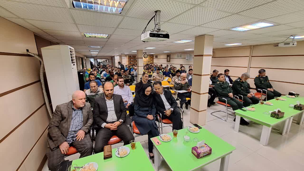 با اعتماد و حمایت از کارگران می توانیم اقتصاد کشور را رونق بخشیم