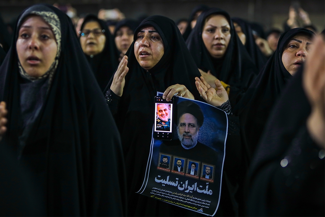 مراسم سوگواری شهادت رییس جمهور و هیات همراه در اهواز برگزار شد + عکس