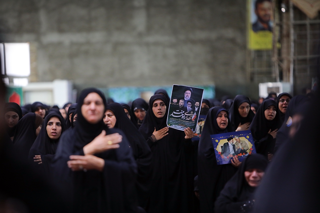 مراسم سوگواری شهادت رییس جمهور و هیات همراه در اهواز برگزار شد + عکس