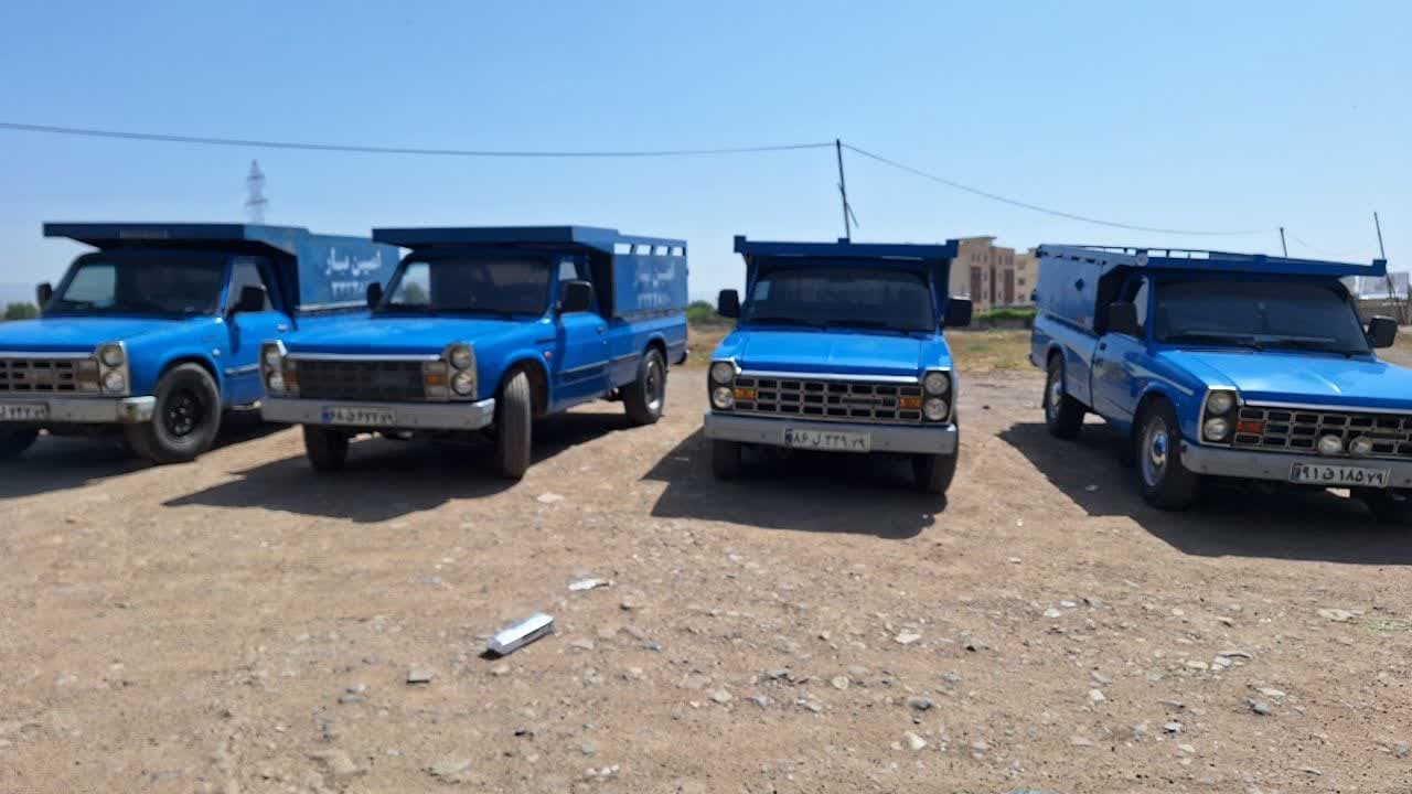 وانت بارهای دوگانه سوز قدیمی بمب های متحرک در قزوین وانت بارهای دوگانه سوز قدیمی بمب های متحرک در قزوین