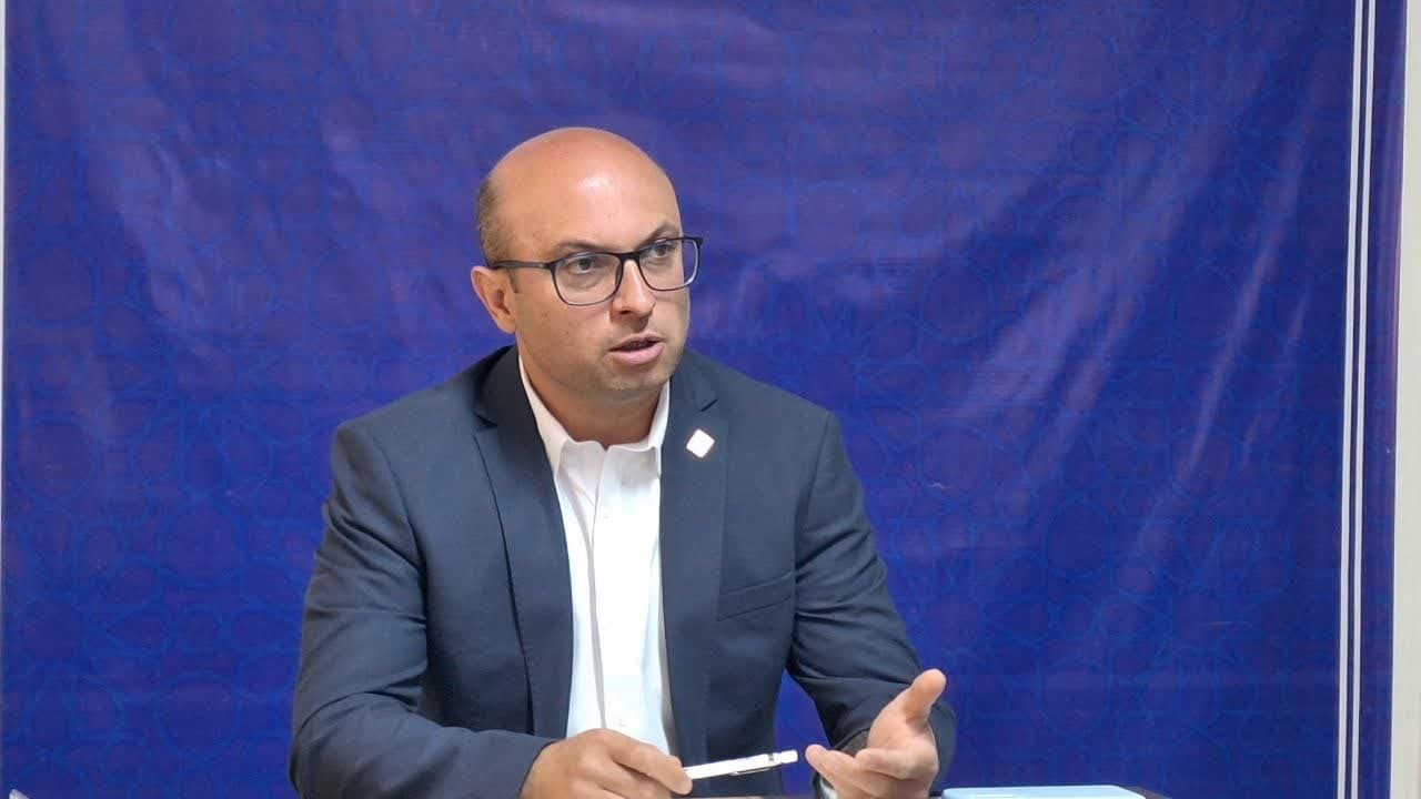 وانت بارهای دوگانه سوز قدیمی بمب های متحرک در قزوین وانت بارهای دوگانه سوز قدیمی بمب های متحرک در قزوین