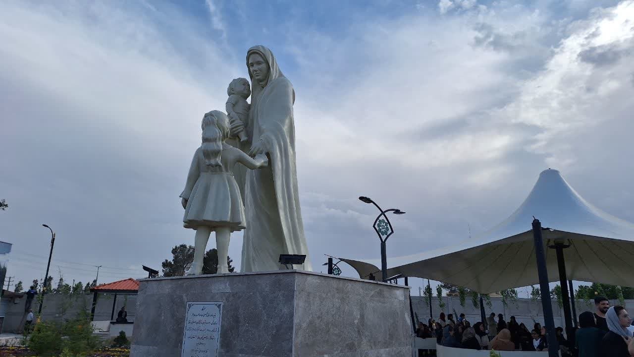 بزرگترین بوستان بانوان در شهر تاکستان افتتاح شد