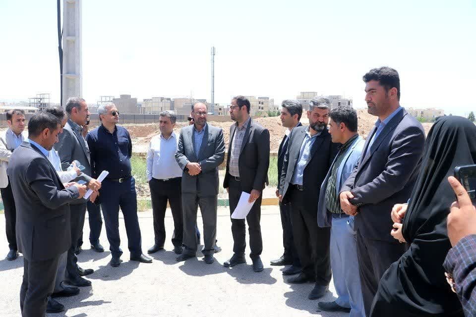 سفر یکروزه معاون عمرانی استاندار به شهرستان بوئین زهرا سفر یکروزه معاون عمرانی استاندار به شهرستان بوئین زهرا