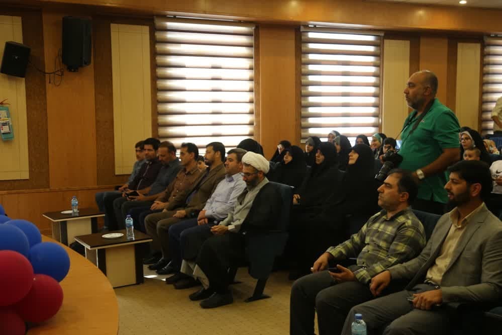 بهره مندی از آموزه های قرآنی موجب تعالی جامعه می شود