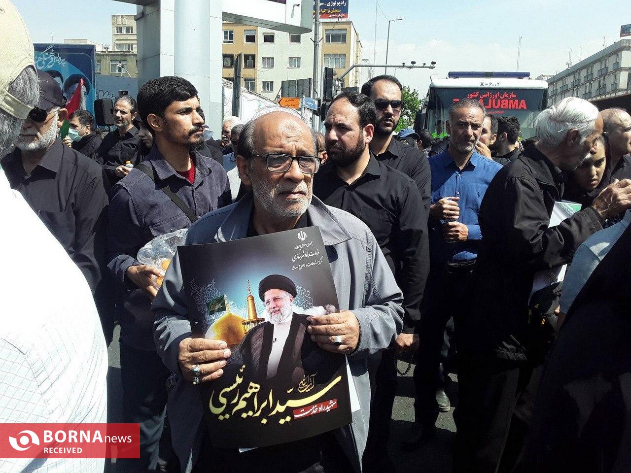 مراسم تشییع شهید جمهور در پایتخت آغاز شد / قدرشناسی به سبک تهرانی‌ها