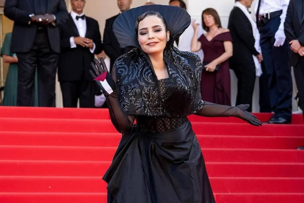 مسائل سیاسی مد را دیکته می‌کنند