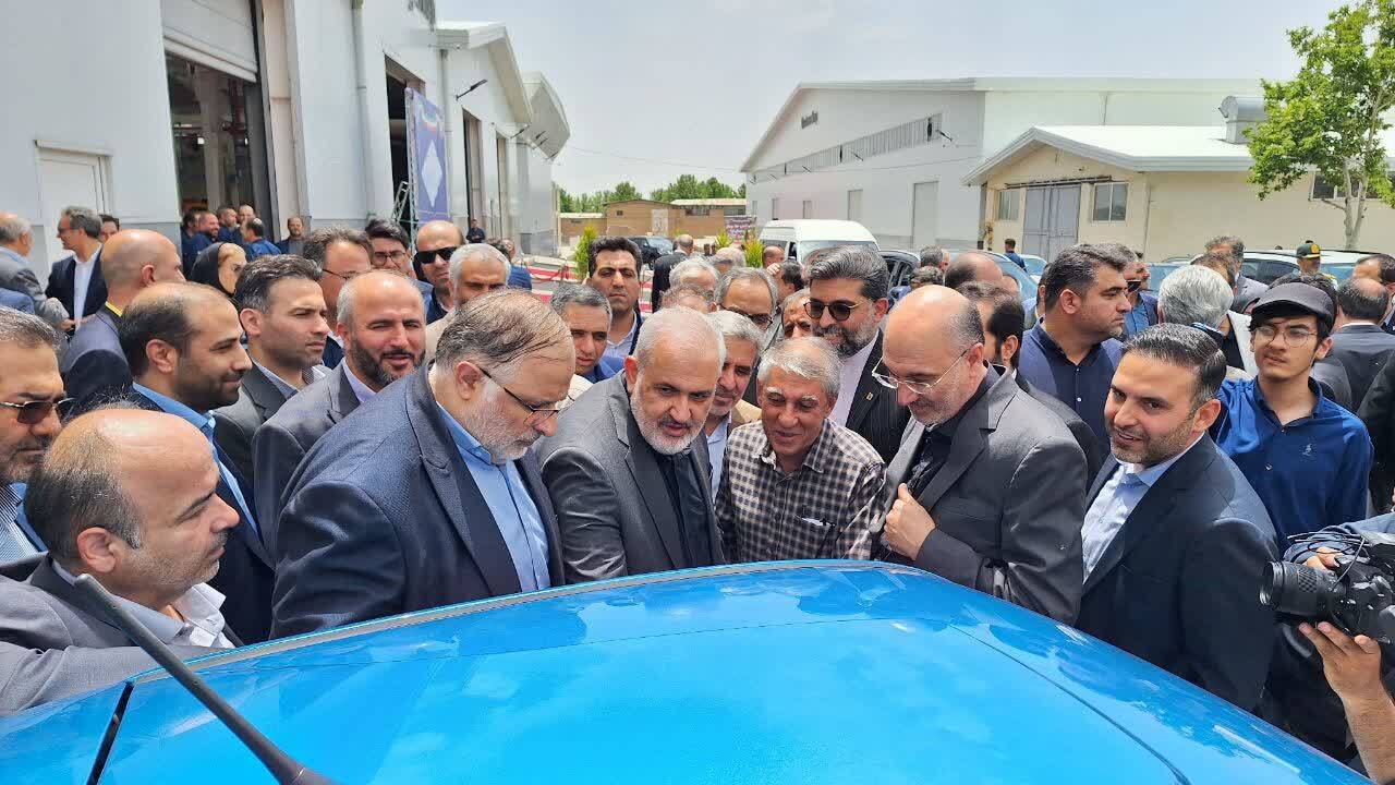حرکت صنعت خودروسازی کشور به سمت تولیدات هوشمند و برقی است