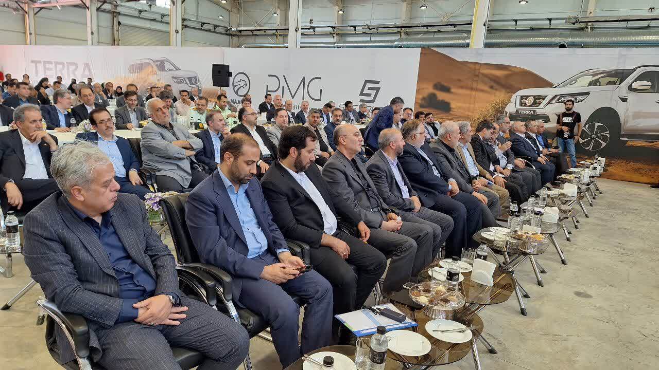 حرکت صنعت خودروسازی کشور به سمت تولیدات هوشمند و برقی است