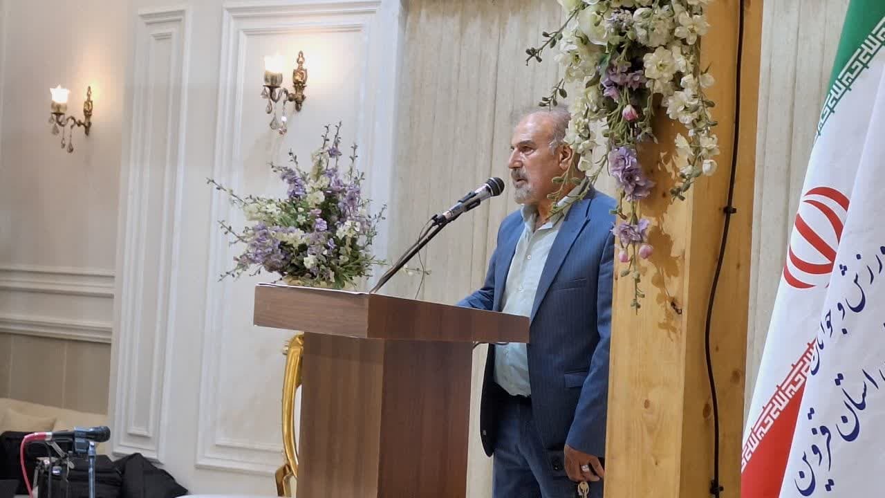 استاندار قزوین در دورهمی پیش کسوتان ورزش شرکت کرد