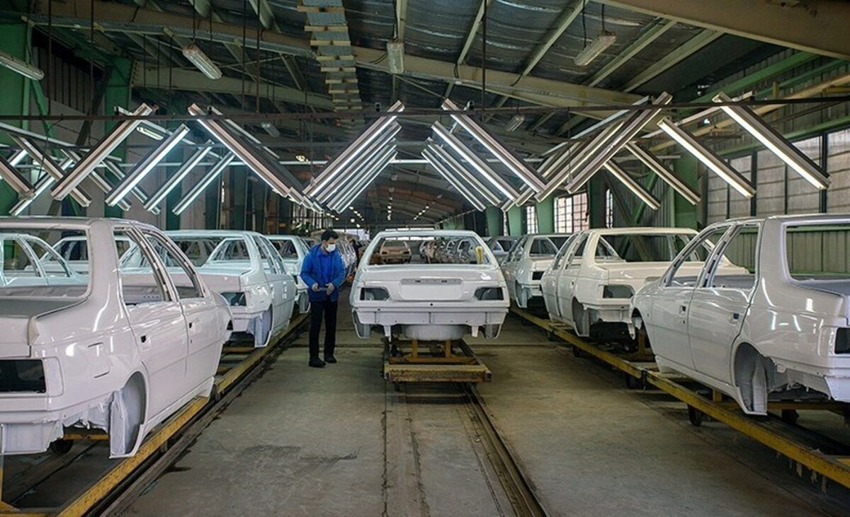 توقف تولید پنج خودرو توسط استاندارد ایران