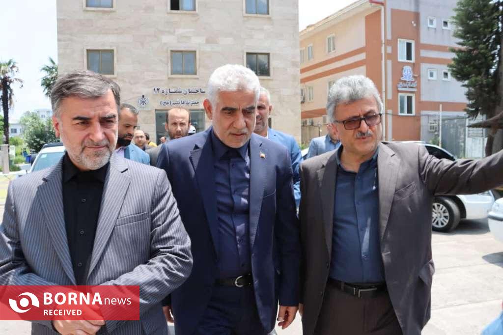 عیادت سرپرست معاونت امور مجلس رئیس جمهور از بیماران بیمارستان قائم(عج) بستری در مرکز درمانی رازی عیادت سرپرست معاونت امور مجلس رئیس جمهور از بیماران بیمارستان قائم(عج) بستری در مرکز درمانی رازی