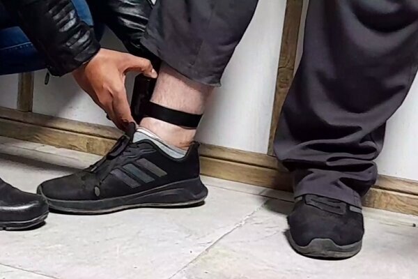 ۴۳۰ نفر در استان قزوین از پابند الکترونیک استفاده می کنند ۴۳۰ نفر در استان قزوین از پابند الکترونیک استفاده می کنند