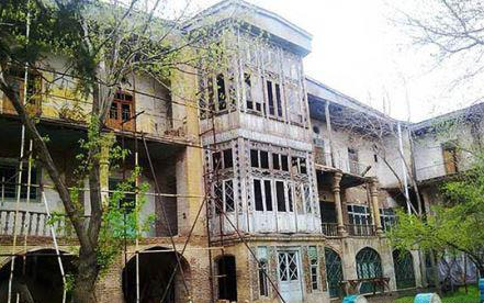 بناهای تاریخی را با کمک بخش خصوصی احیا و صیانت می کنیم بناهای تاریخی را با کمک بخش خصوصی احیا و صیانت می کنیم