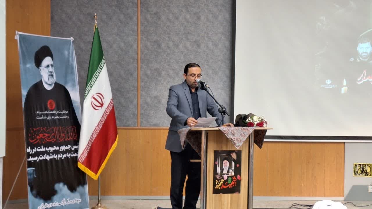 اهالی فرهنگ و هنر استان قزوین به سوگ رئیس جمهور نشستند