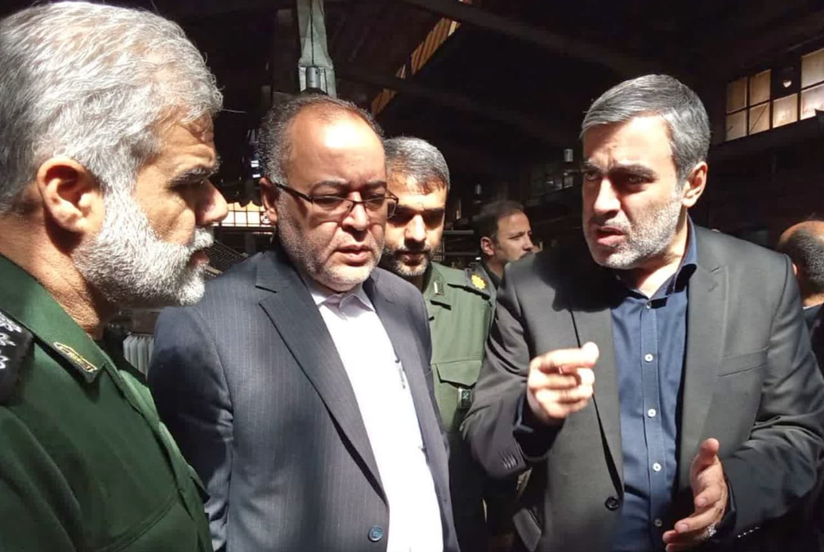 زنگ کار و تولید در شرکت صنایع سیمگون در استان قزوین به صدا درآمد زنگ کار و تولید در شرکت صنایع سیمگون در استان قزوین به صدا درآمد