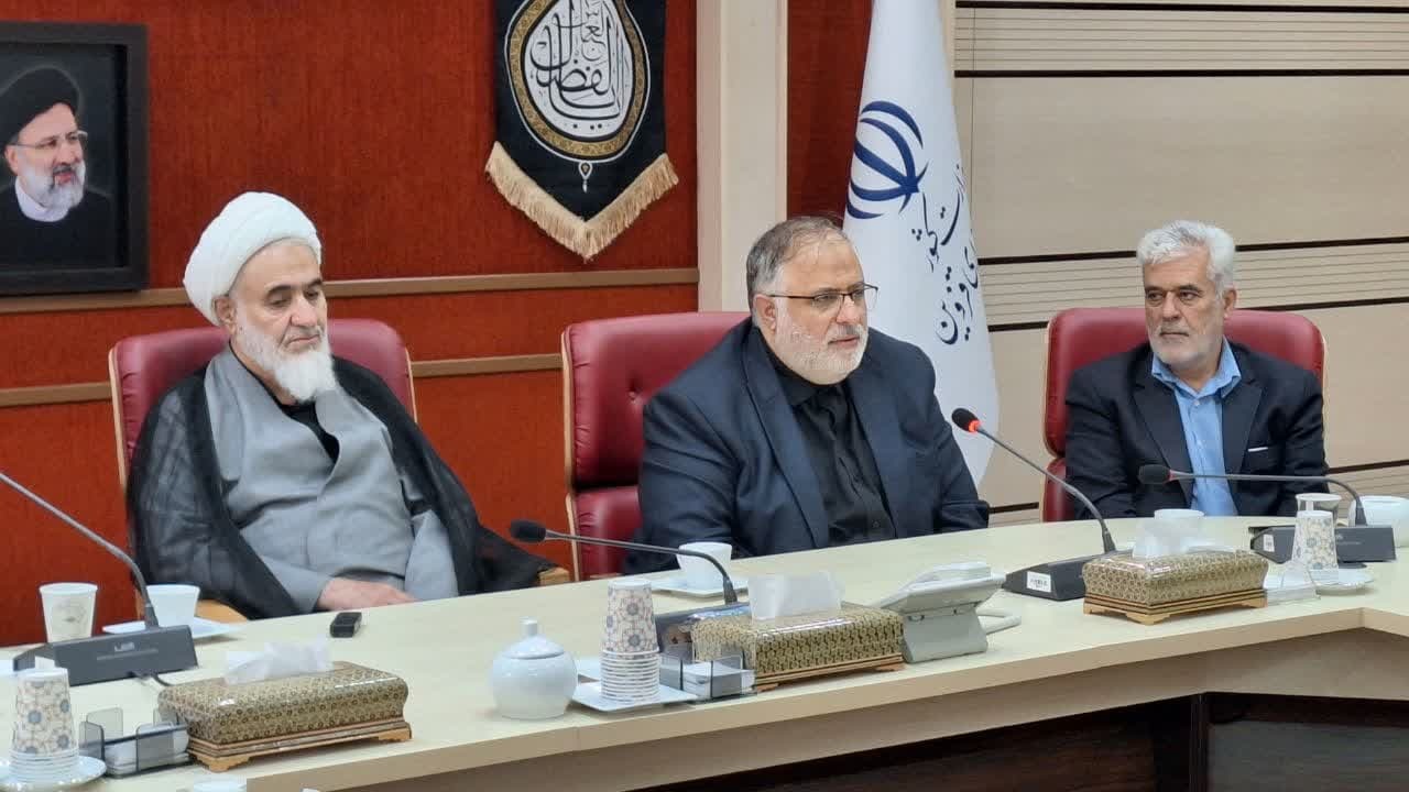 اولین رکن در حکمرانی اسلامی اقامه نماز است 