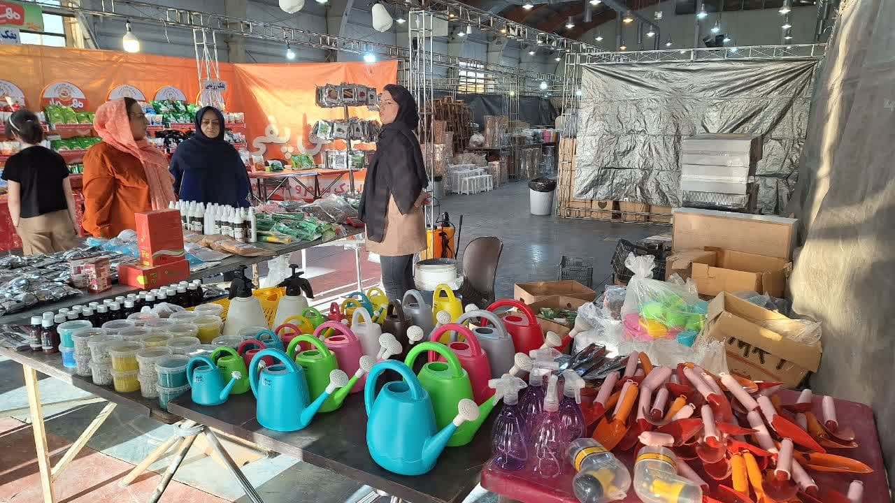 نمایشگاه گل و گیاه در قزوین گشایش یافت نمایشگاه گل و گیاه در قزوین گشایش یافت