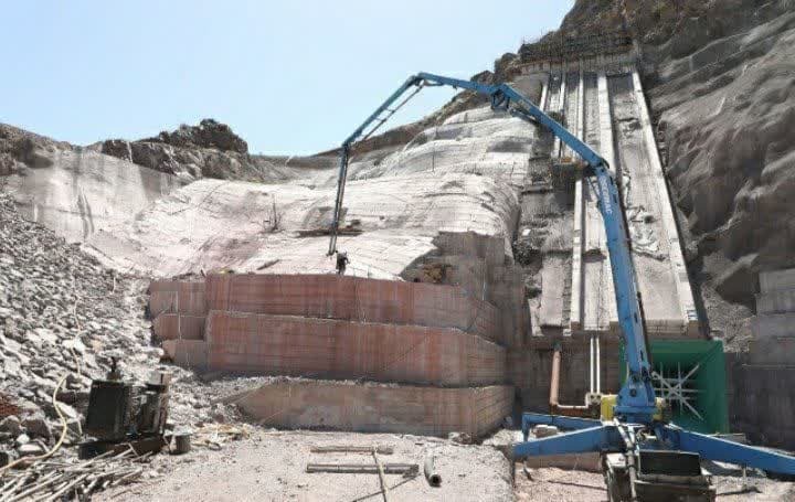 سد بالاخانلو بزودی با همت و توان نیروهای متخصص داخلی آبگیری می شود