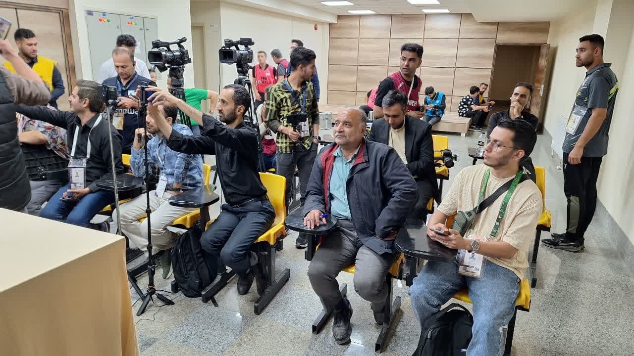 خوشحالیم که بردیم اما برای جشن قهرمانی پرسپولیس زود است خوشحالیم که بردیم اما برای جشن قهرمانی پرسپولیس زود است