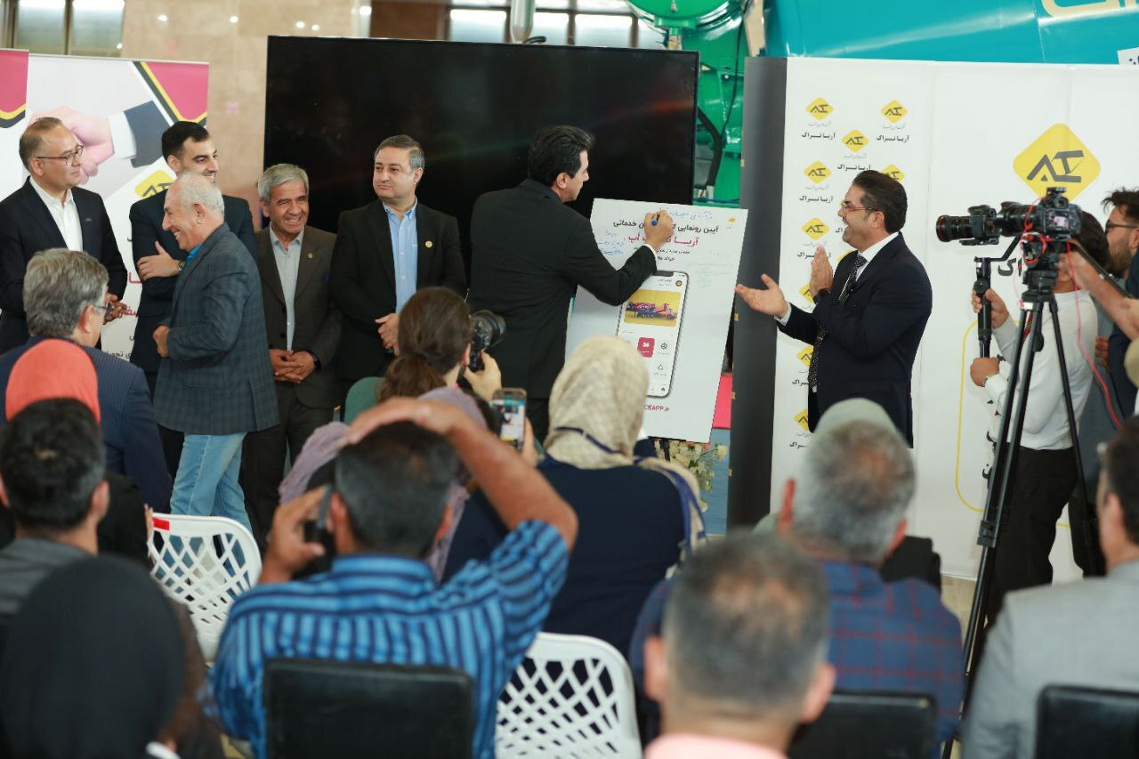 تولیدکنندگان ایرانی صنعت «تراک میکسر» را به صنعتی استاندارد و به روز ارتقا می دهند تولیدکنندگان ایرانی صنعت «تراک میکسر» را به صنعتی استاندارد و به روز ارتقا می دهند