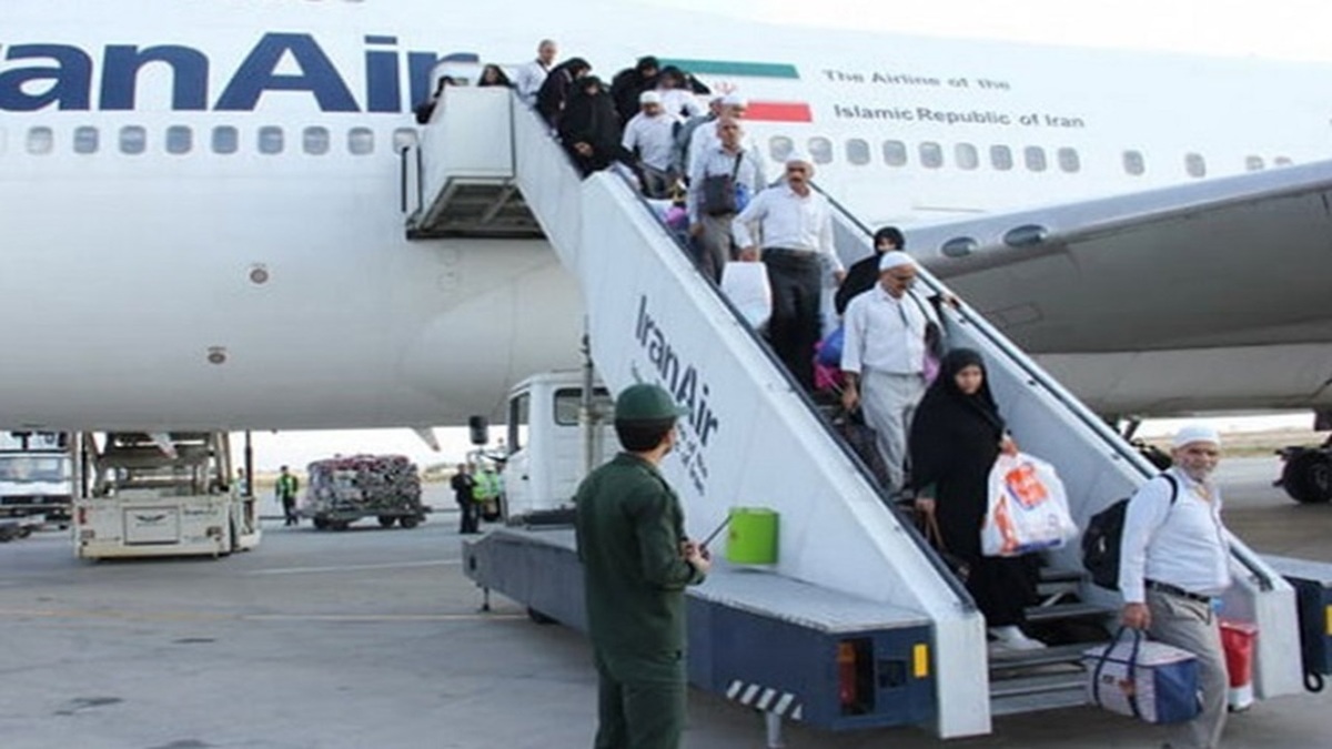 کشاورز: نخستین گروه حجاج ۱۸ تیرماه وارد فرودگاه شیراز می شوند