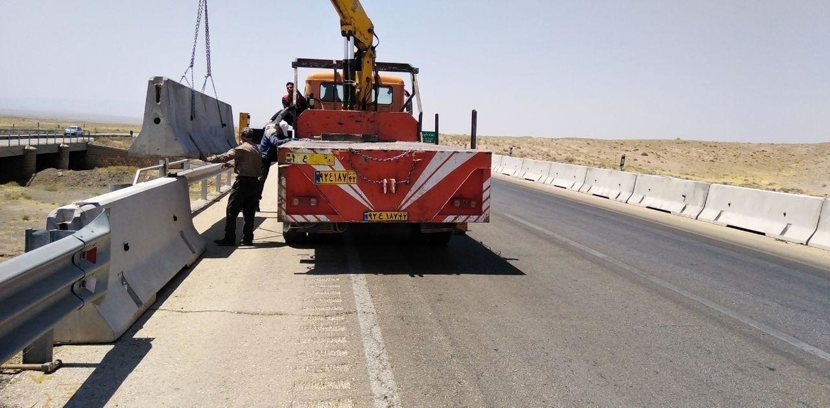 2700 میلیارد تومان پروژه راهداری در استان قزوین عملیاتی شده است 2700 میلیارد تومان پروژه راهداری در استان قزوین عملیاتی شده است