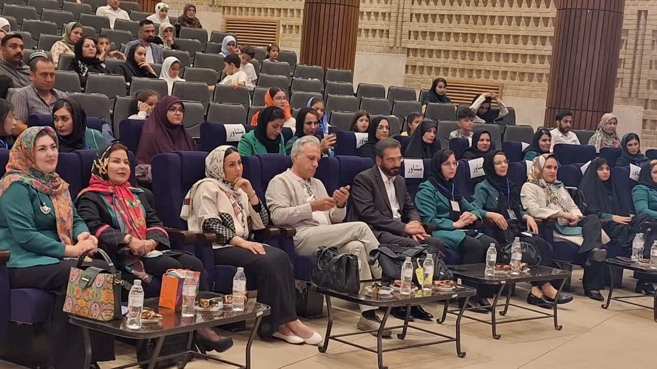 سومین جشنواره سیمرغ سخن در قزوین کلید خورد