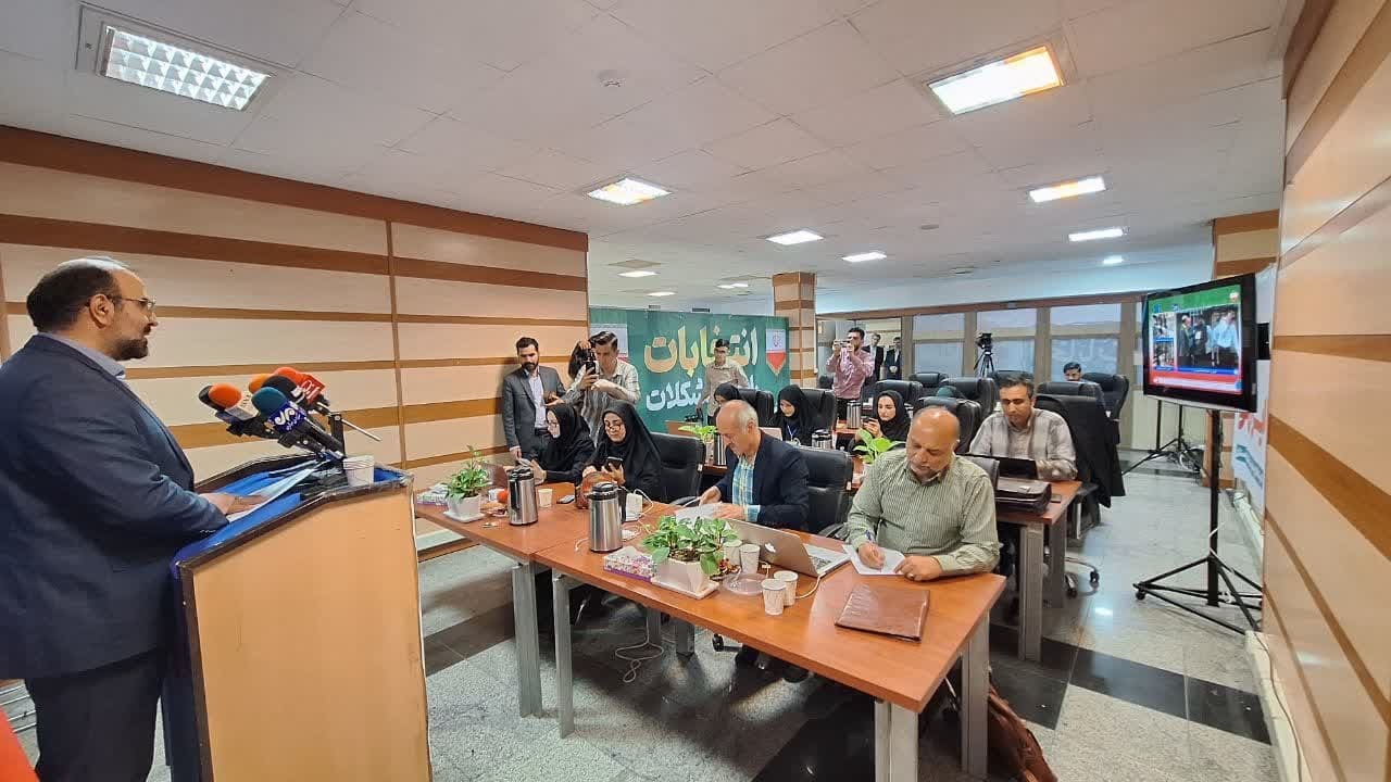 ۵۰ دقیقه طوفانی در قزوین با رای ۲۳ هزار نفر در اولین ساعت رای گیری