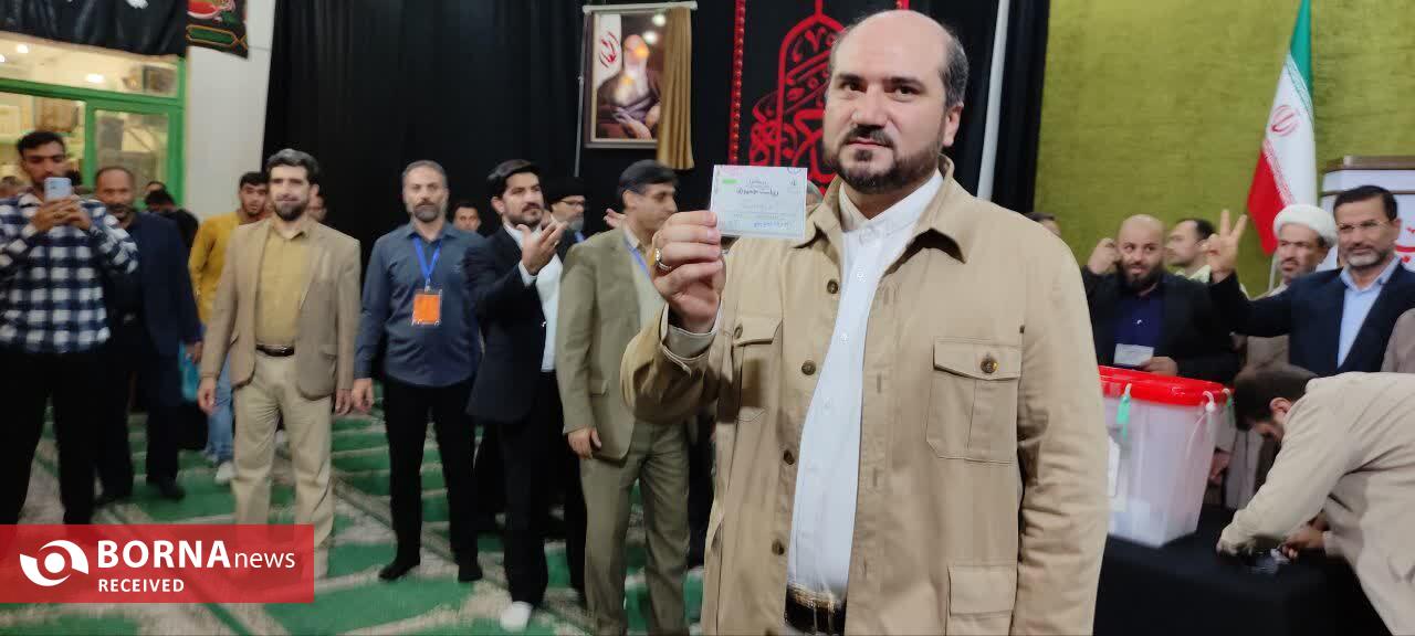 حضور سعید جلیلی در مسجد جامع قرچک حضور سعید جلیلی در مسجد جامع قرچک