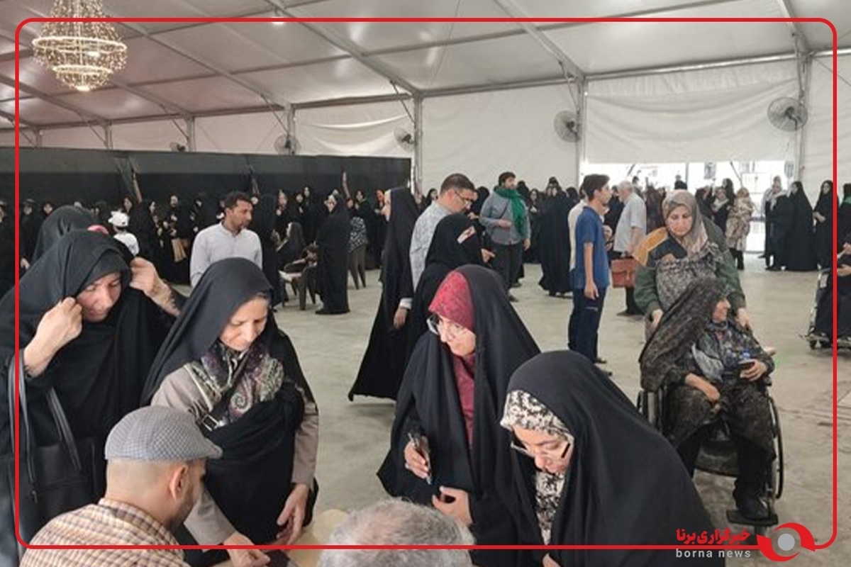 مسافران و شهروندان ایرانی در شهر کربلای عراق در دور دوم انتخابات ریاست جمهوری شرکت کردند