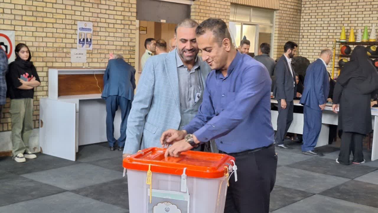 رئیس جمهور آینده توجه به شایسته سالاری و مدال آوران ورزشی را در اولویت قرار دهد