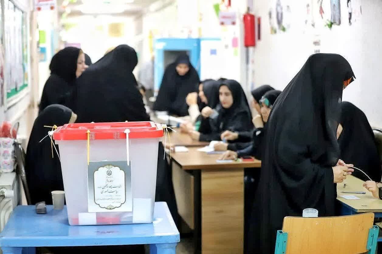 سپاه پاسداران تمام قد در کنار رئیس جمهور منتخب مردم خواهد بود