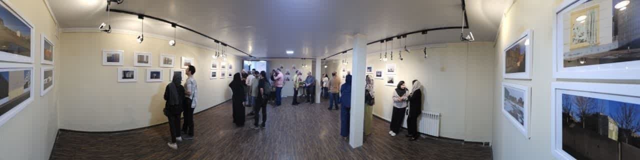 نمایشگاه گروهی عکس «دگردیسی» با موضوع منظر شهری در قزوین گشایش یافت