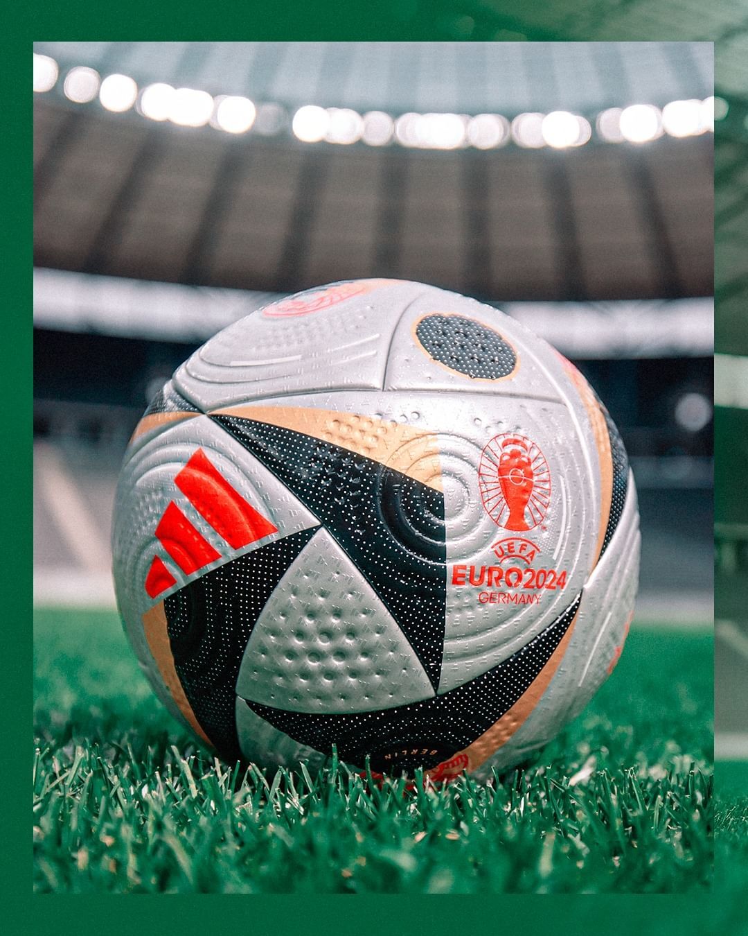 یورو ۲۰۲۴ آلمان/ رونمایی از توپ فینال رقابتها یورو ۲۰۲۴ آلمان/ رونمایی از توپ فینال رقابتها
