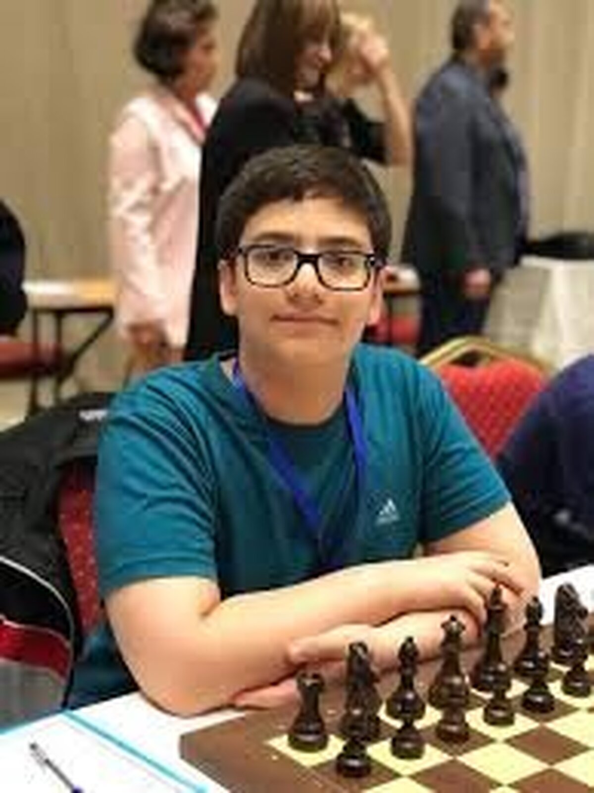 "سینا موحد" 14 ساله به مقام استاد بزرگی شطرنج رسید