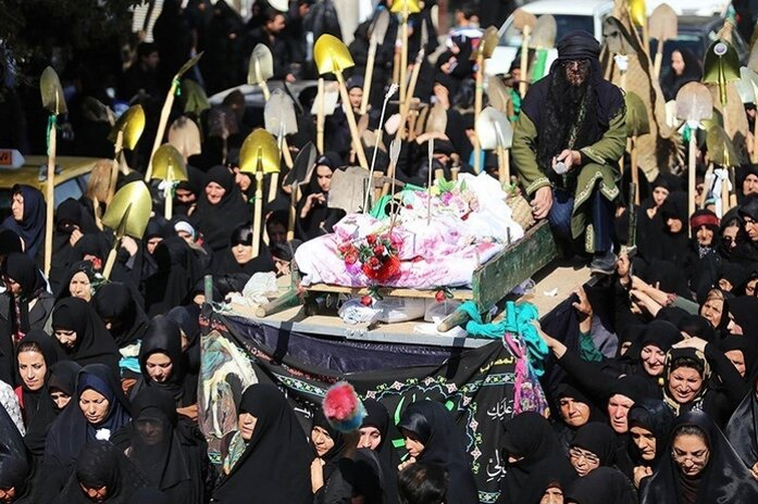 استان قزوین در ماه محرم سیاهپوش و میزبان آیین های ویژه عزاداری شد