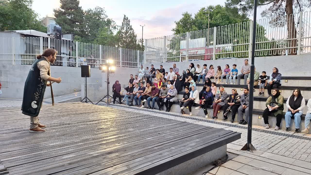 «بچه روباه راستگو» نمایشی زیبا برای کودکان در قزوین به روی صحنه رفت «بچه روباه راستگو» نمایشی زیبا برای کودکان در قزوین به روی صحنه رفت