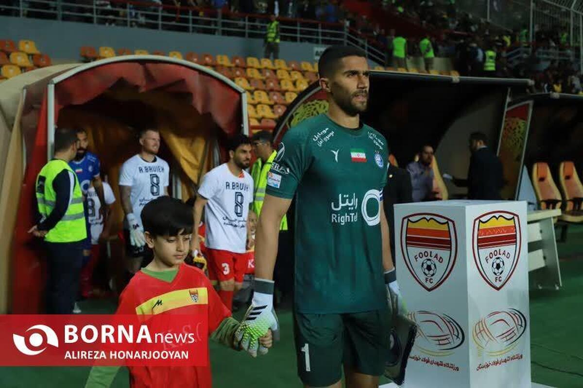 حسینی کاپیتان استقلال در فصل جدید است