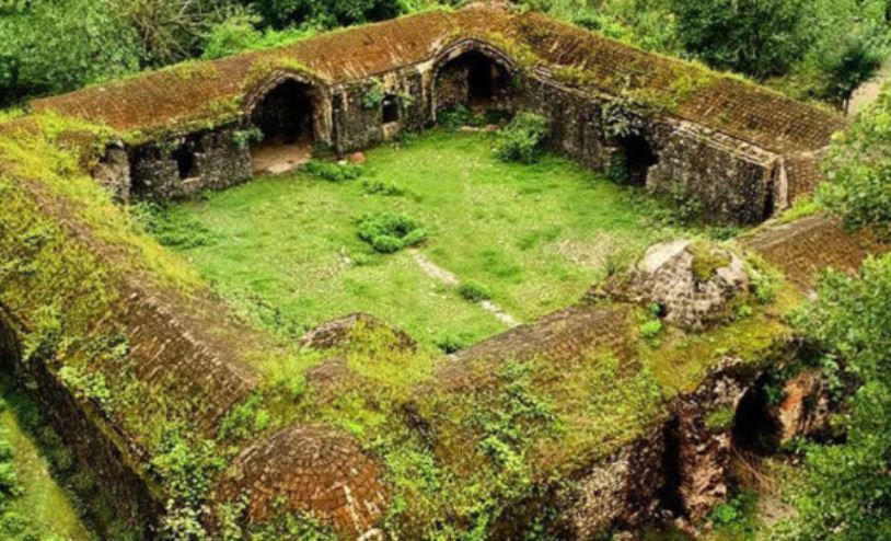 احیا و بهره برداری از ۴۷ بنای مهم تاریخی به بخش خصوصی واگذار شد احیا و بهره برداری از ۴۷ بنای مهم تاریخی به بخش خصوصی واگذار شد