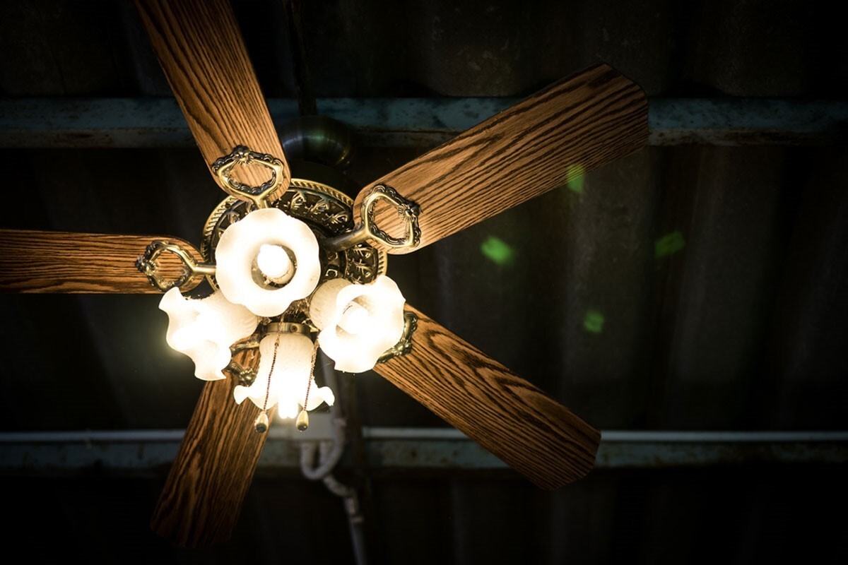 پنکه سقفی بهتر است پنکه ایستاده پنکه سقفی بهتر است پنکه ایستاده