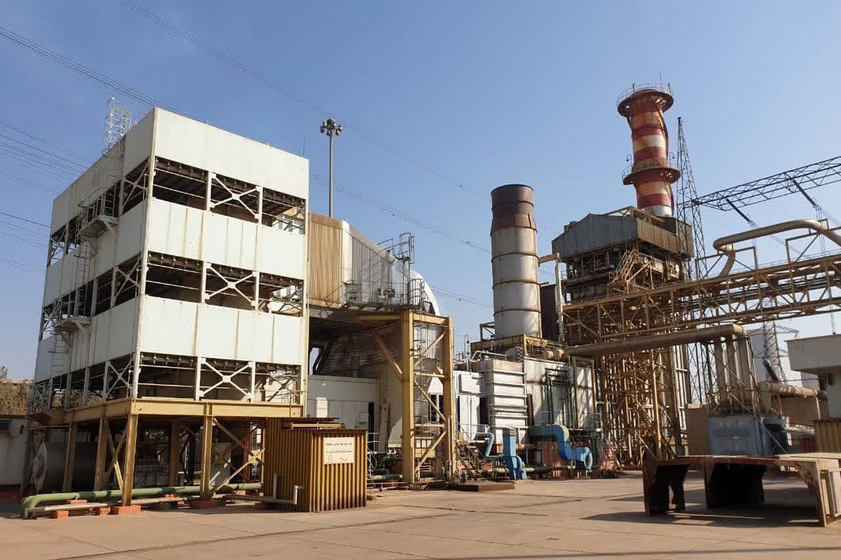 واحد شماره 4 گازی نیروگاه شهید رجایی توسط متخصصان نیروگاه تعمیر اضطراری شد